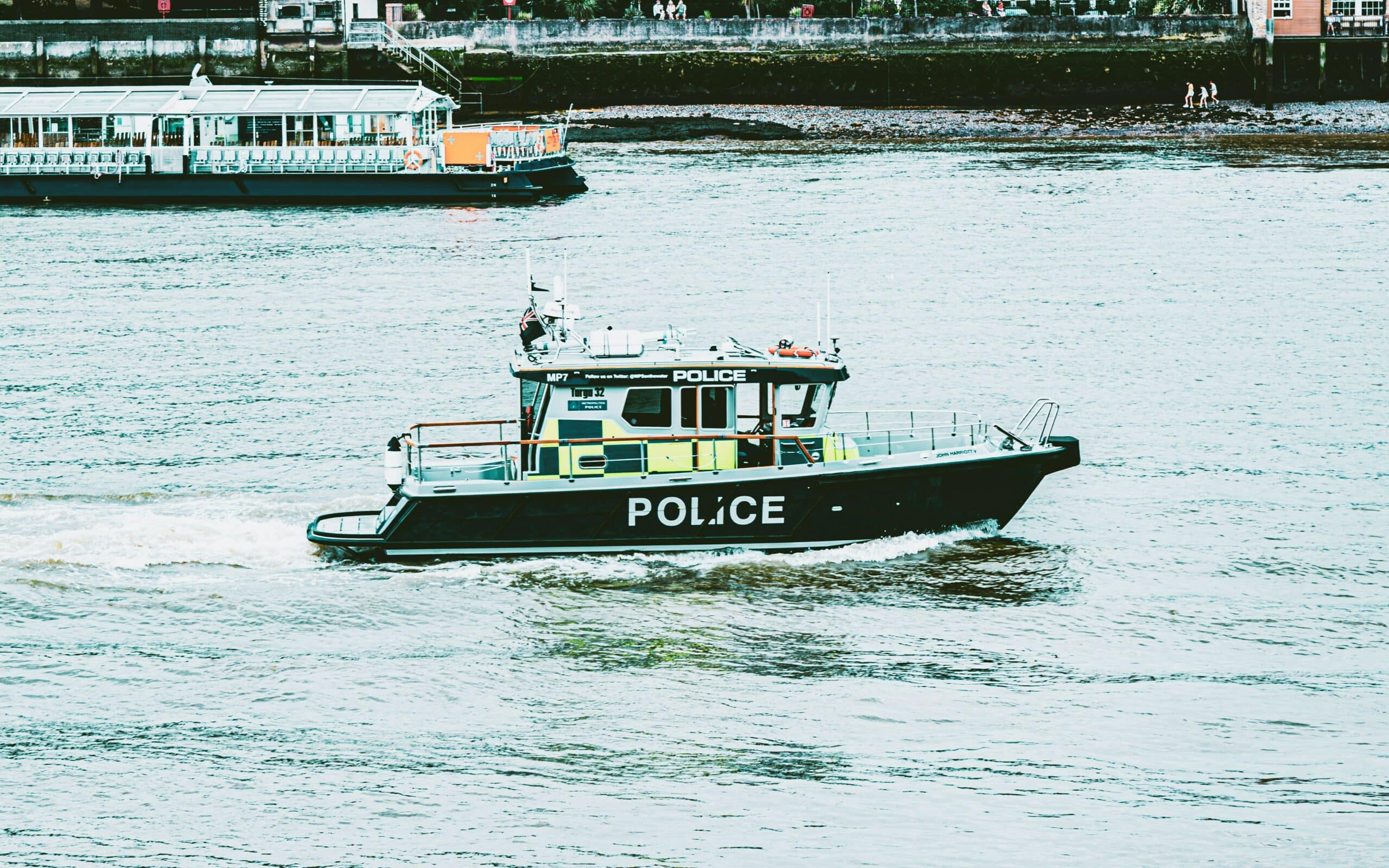 Thalassopolitique & narcotrafic : une menace venue (ou vue) de la mer ?