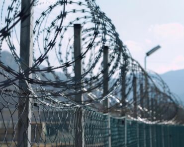 Les règles encadrant les sorties de prison (photo Pixabay)