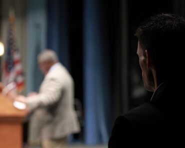 Les hommes politiques font l'objet d'une sécurité particulière (photo illustration Pixabay)